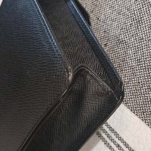 AUTHENTIC LOUIS VUITTON TAIGA SELENGA CLUTCH HAND BAG BLACK LEATHER - Picture 12 of 16